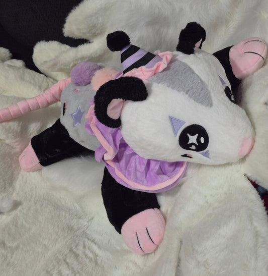 weighted clown possum plush toy high quality
pastel goth
